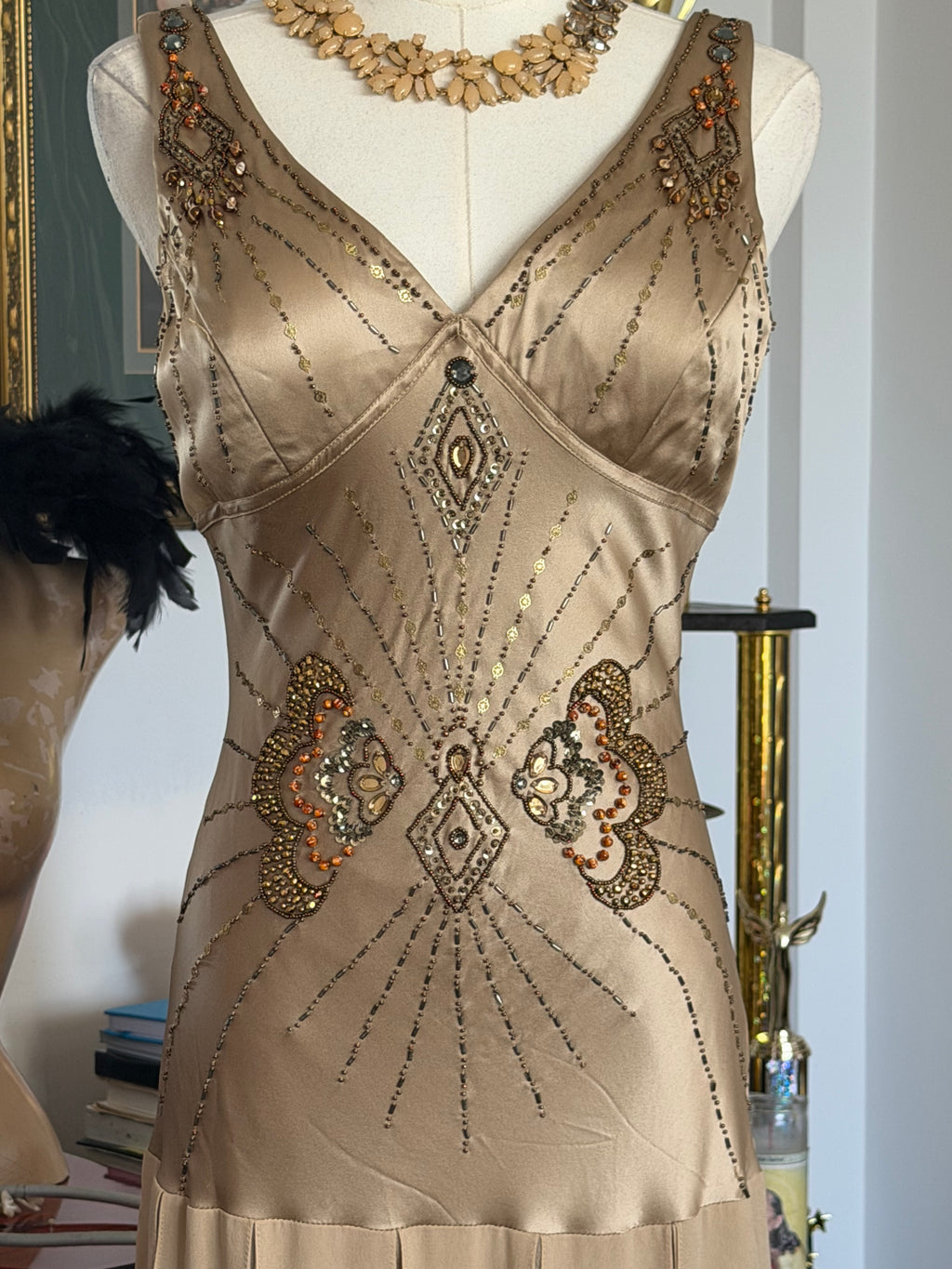 Sue Wong Nocturne
Champagne Beaded Dress