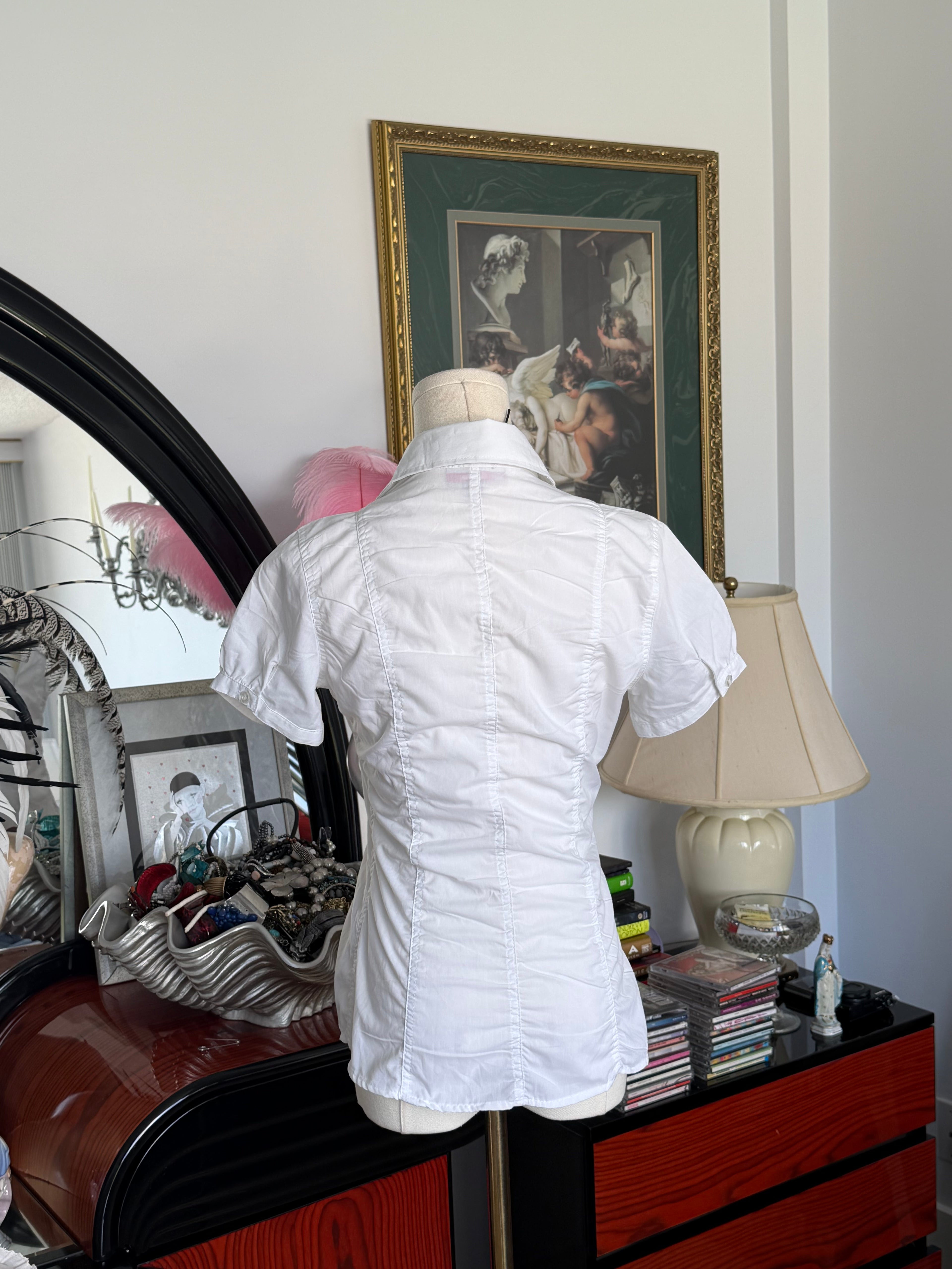 White fitted button down S