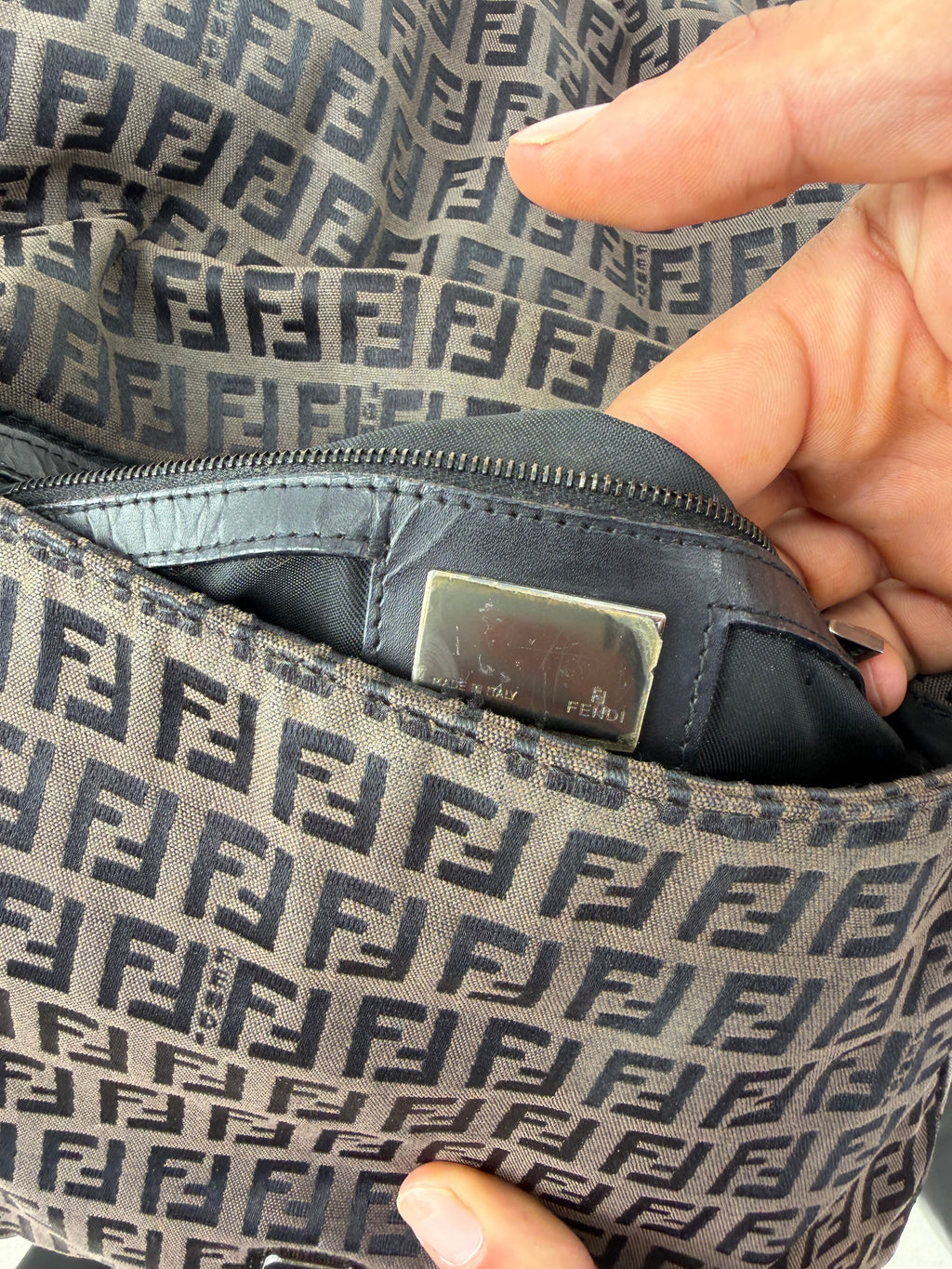 Fendi Mamma Baguette / Large Zucca Canvas Shoulder Bag — Brown & Black / Silver Hardware