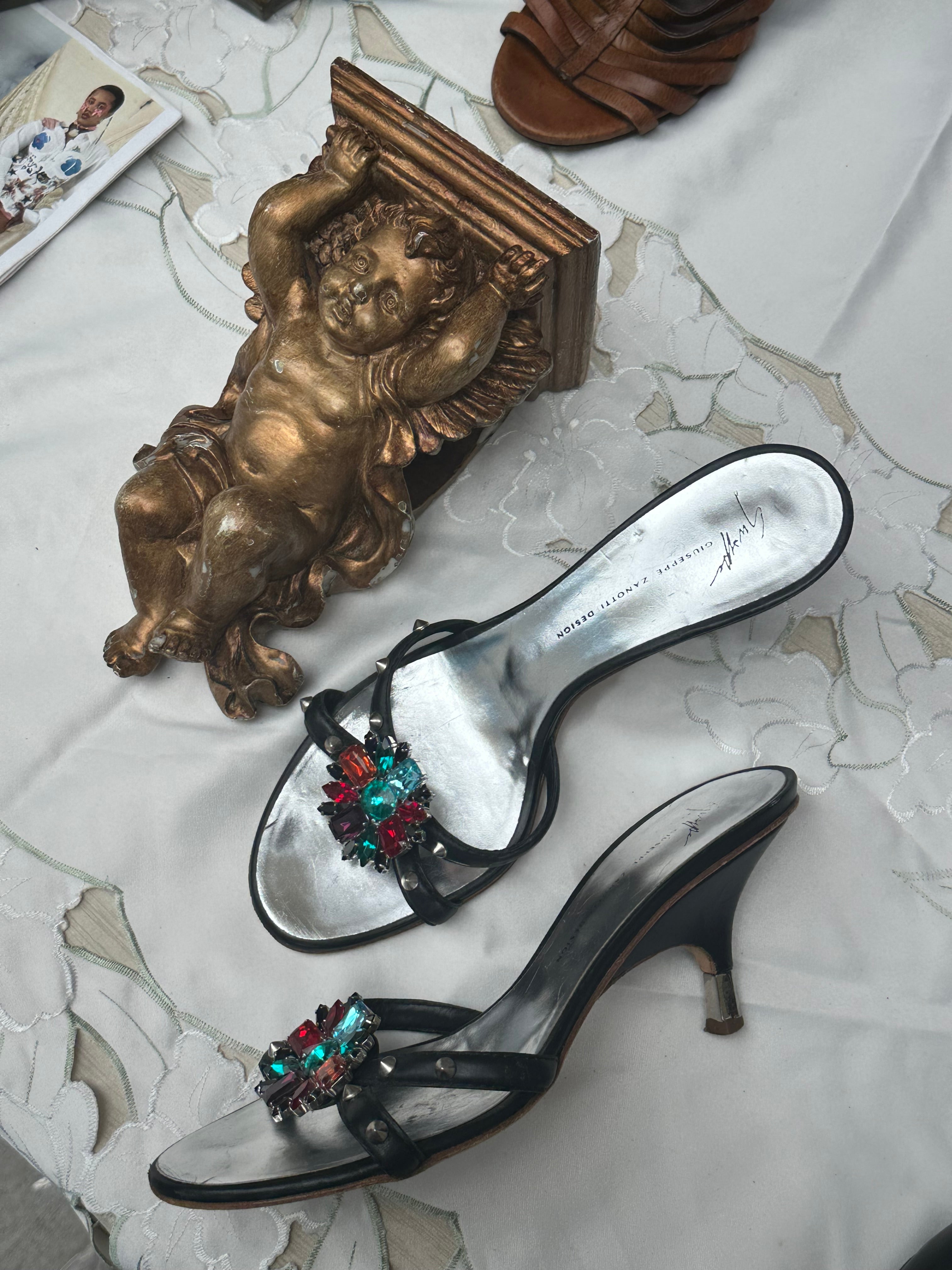 Giuseppe Zanetti size 7