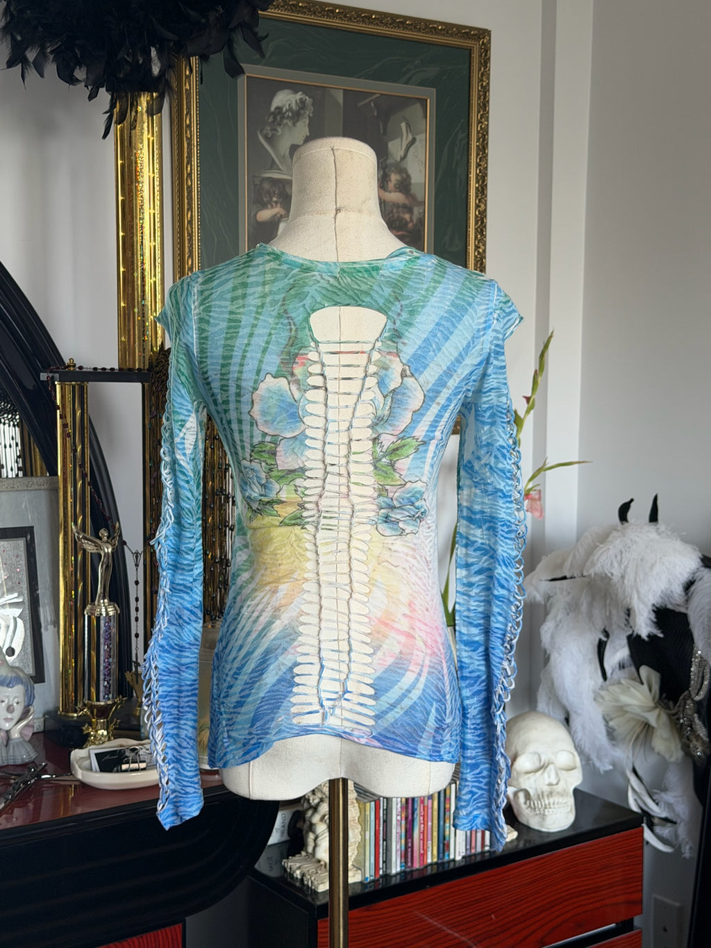 Y2K Tattoo Print Cutout Long Sleeve Top
