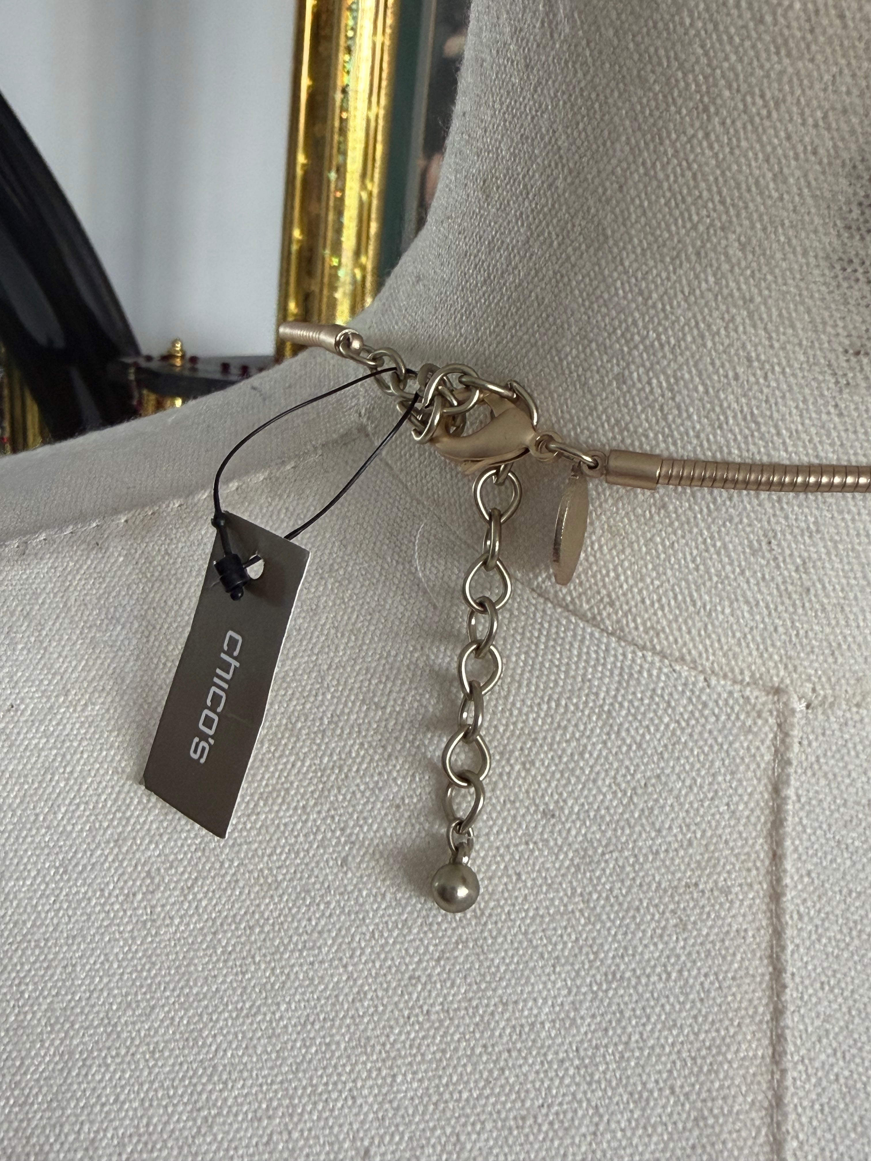 Chico’s Amelia Gold-Tone Collar Necklace with Amber Resin Pendant | NWT