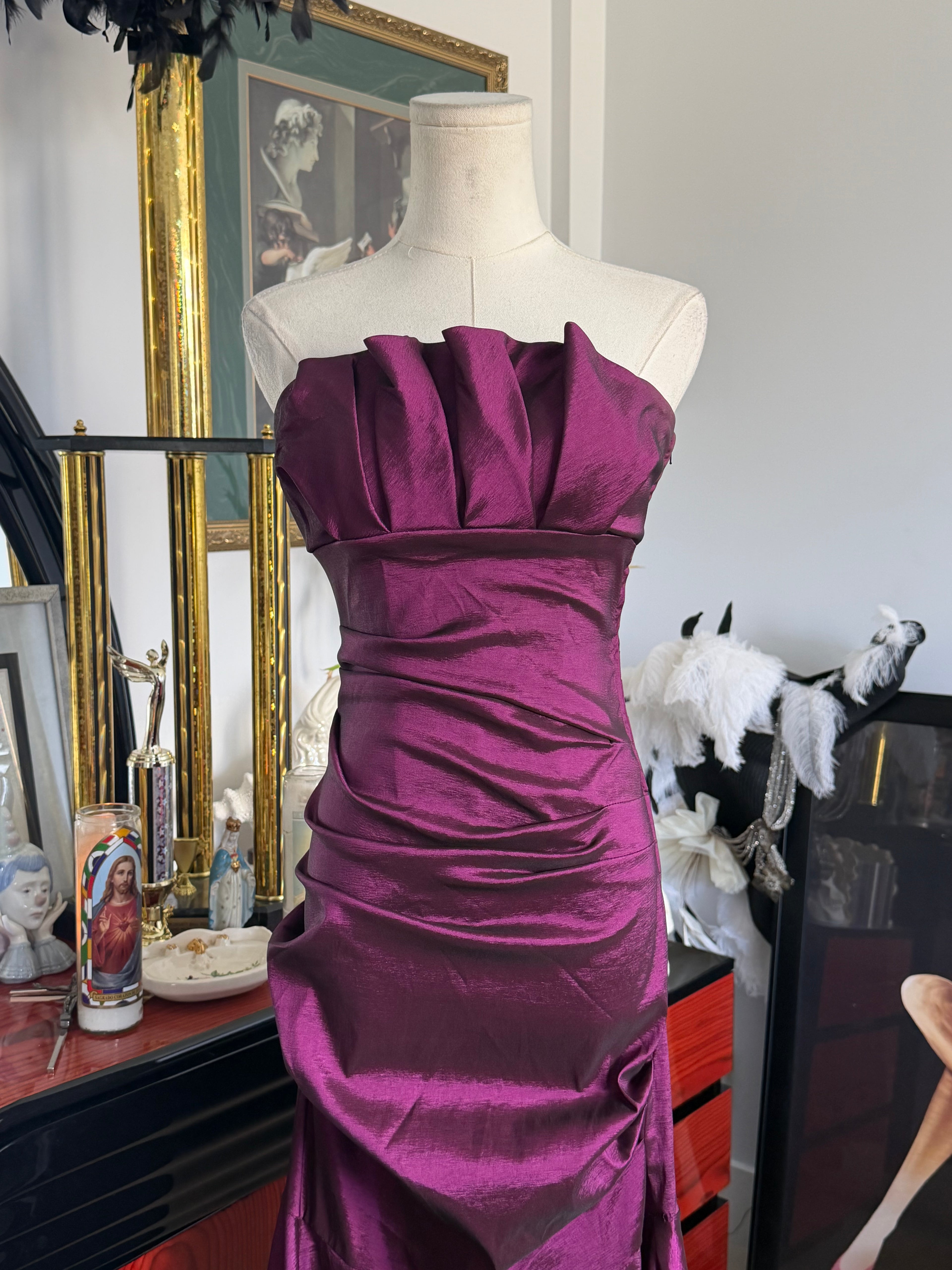 Betsy & Adam Y2K Plum Purple Strapless Mermaid Evening Gown