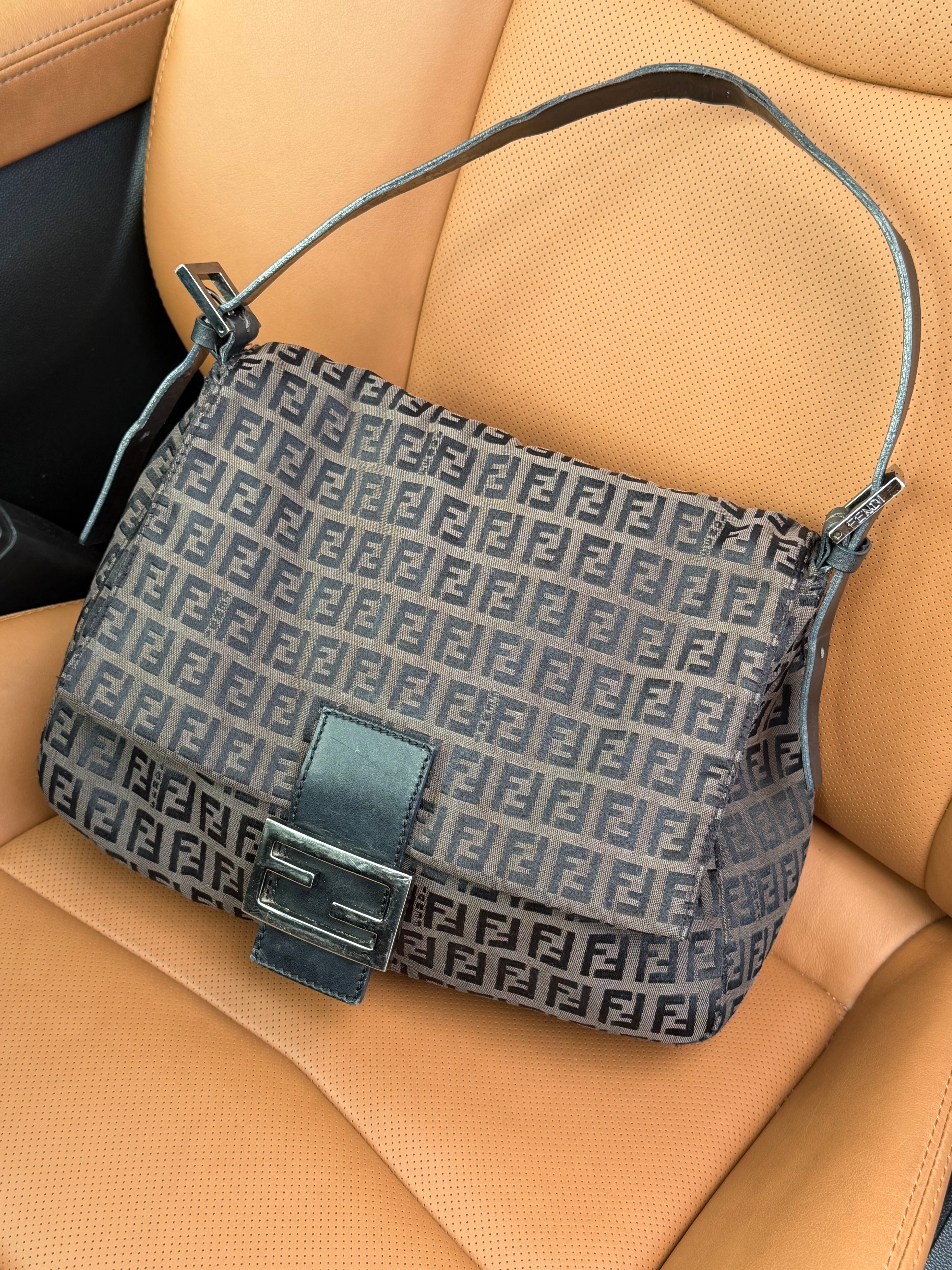 Fendi Mamma Baguette / Large Zucca Canvas Shoulder Bag — Brown & Black / Silver Hardware