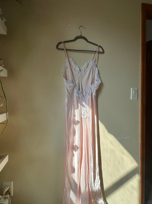 Arcane pink gown L-XL