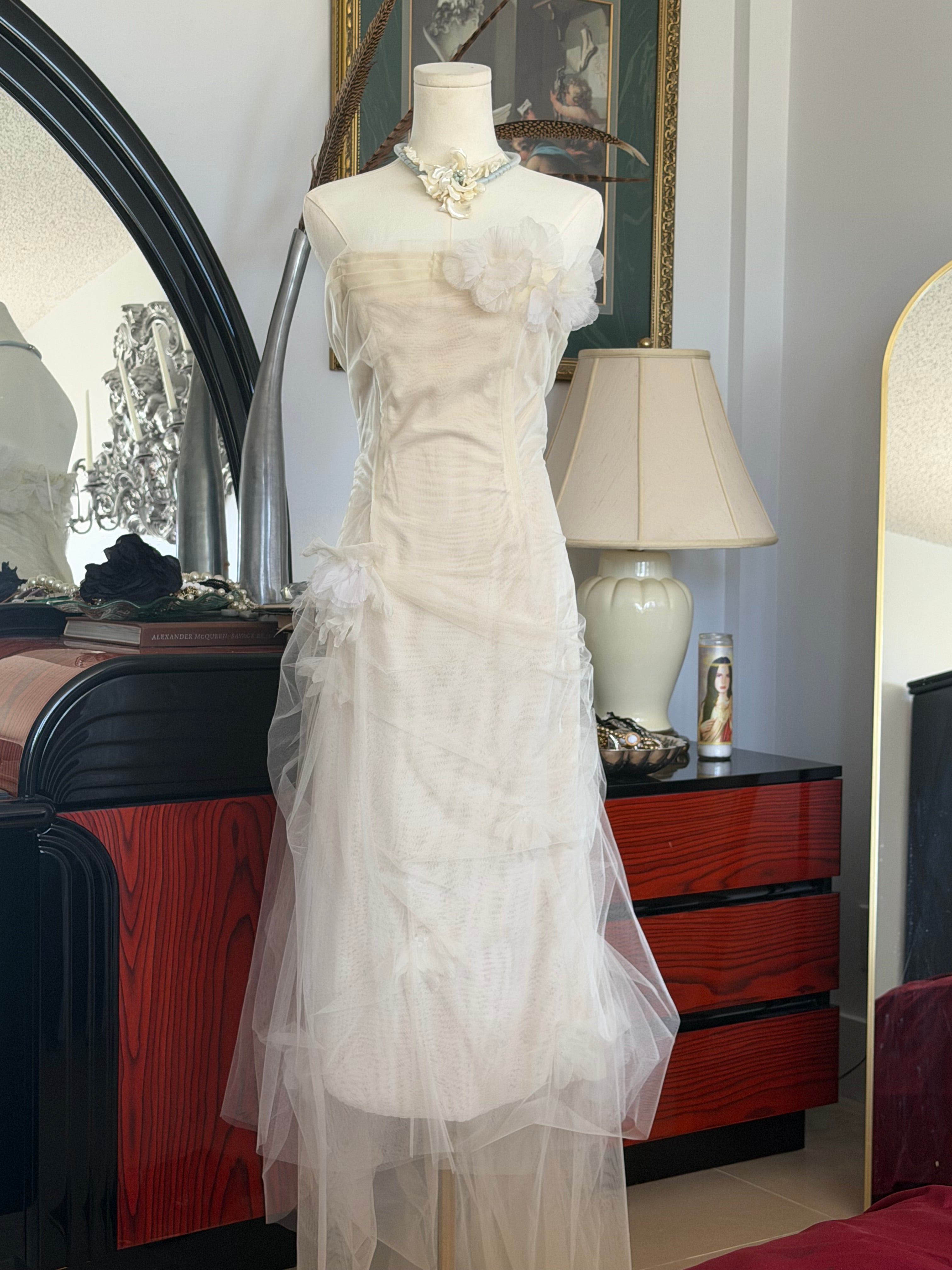 Nina Raynor Strapless Silk
Tulle Gown