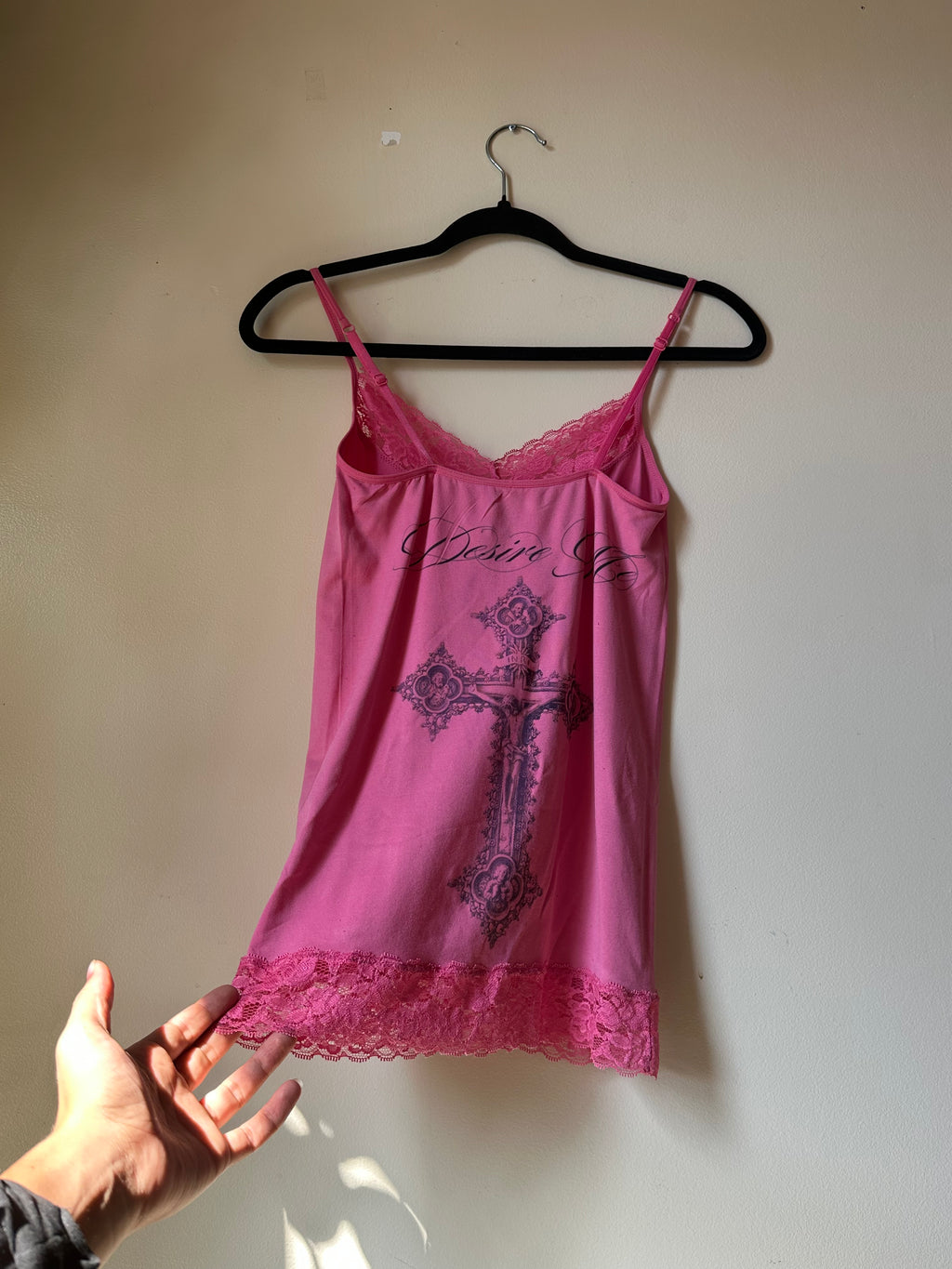 Arcane pink top