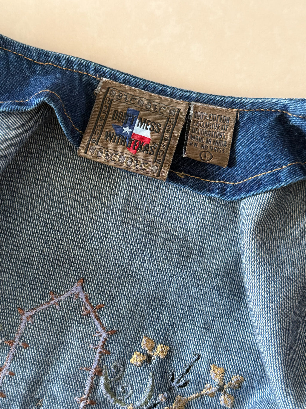 Embroidered denim vest L