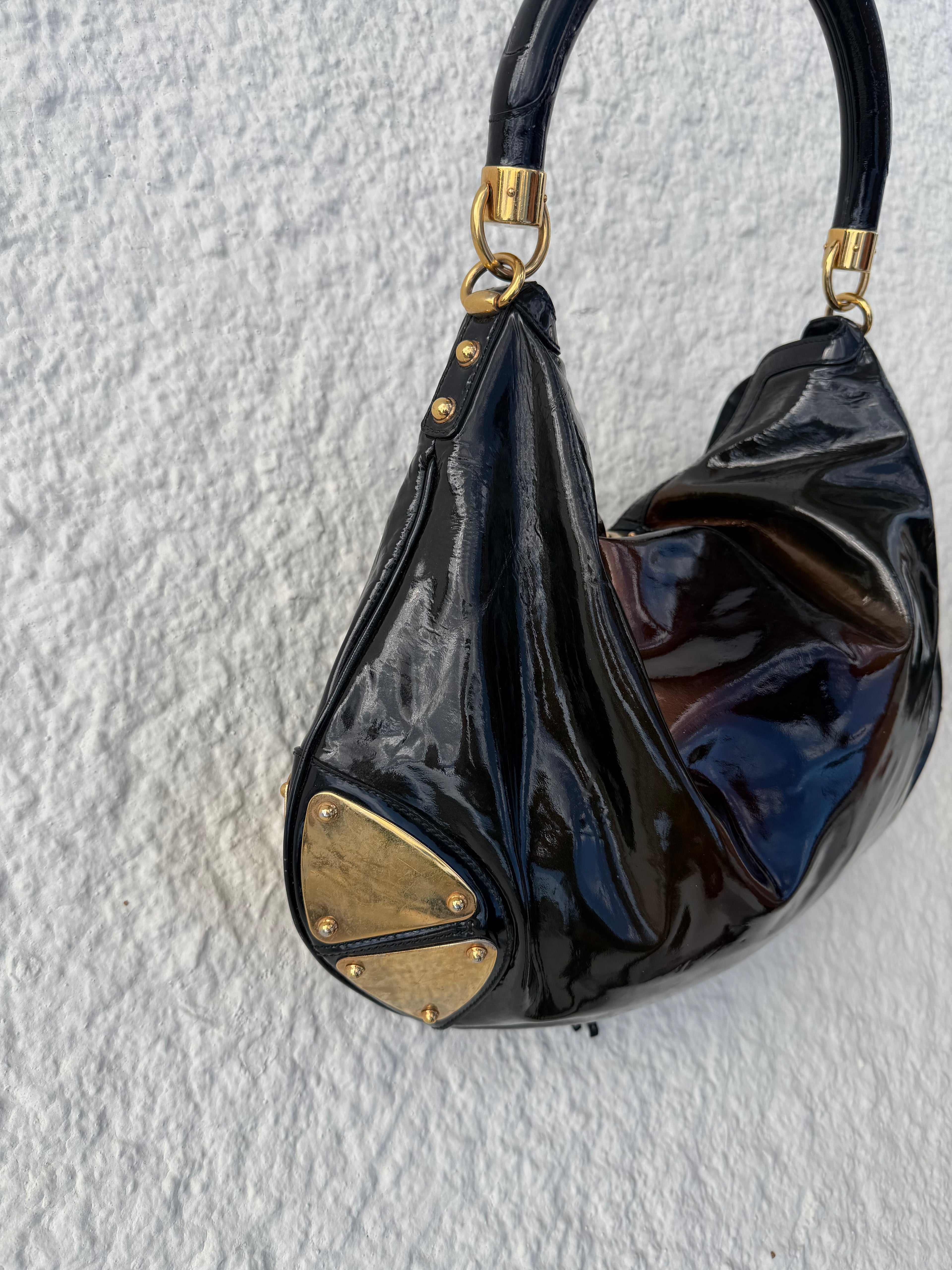 Gucci Indy Large Patent Bamboo Tassel Hobo Bag – Black Patent / Gold Hardware (2007 Collection)