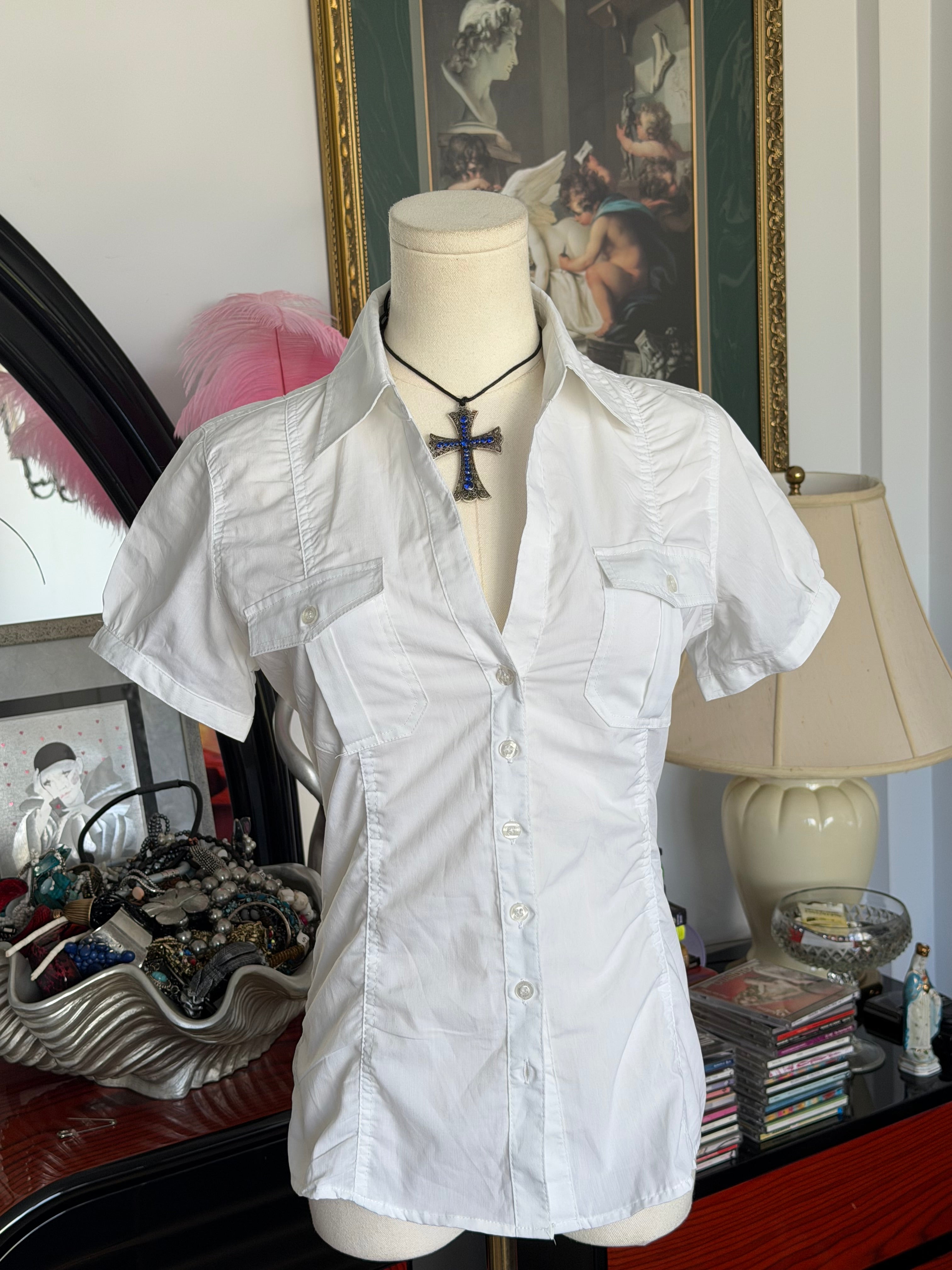 White fitted button down S