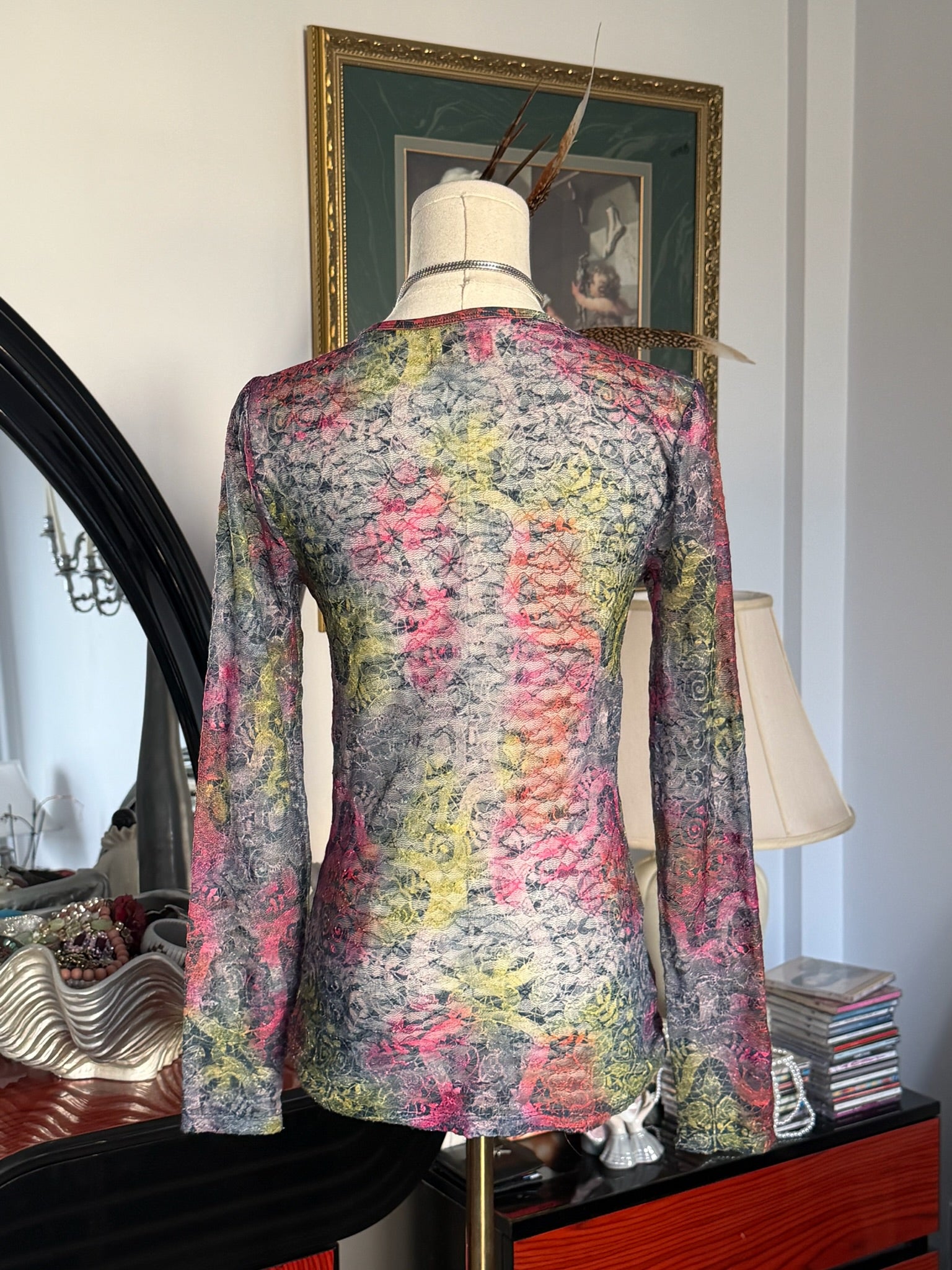 Vintage Mesh Graphic Top M