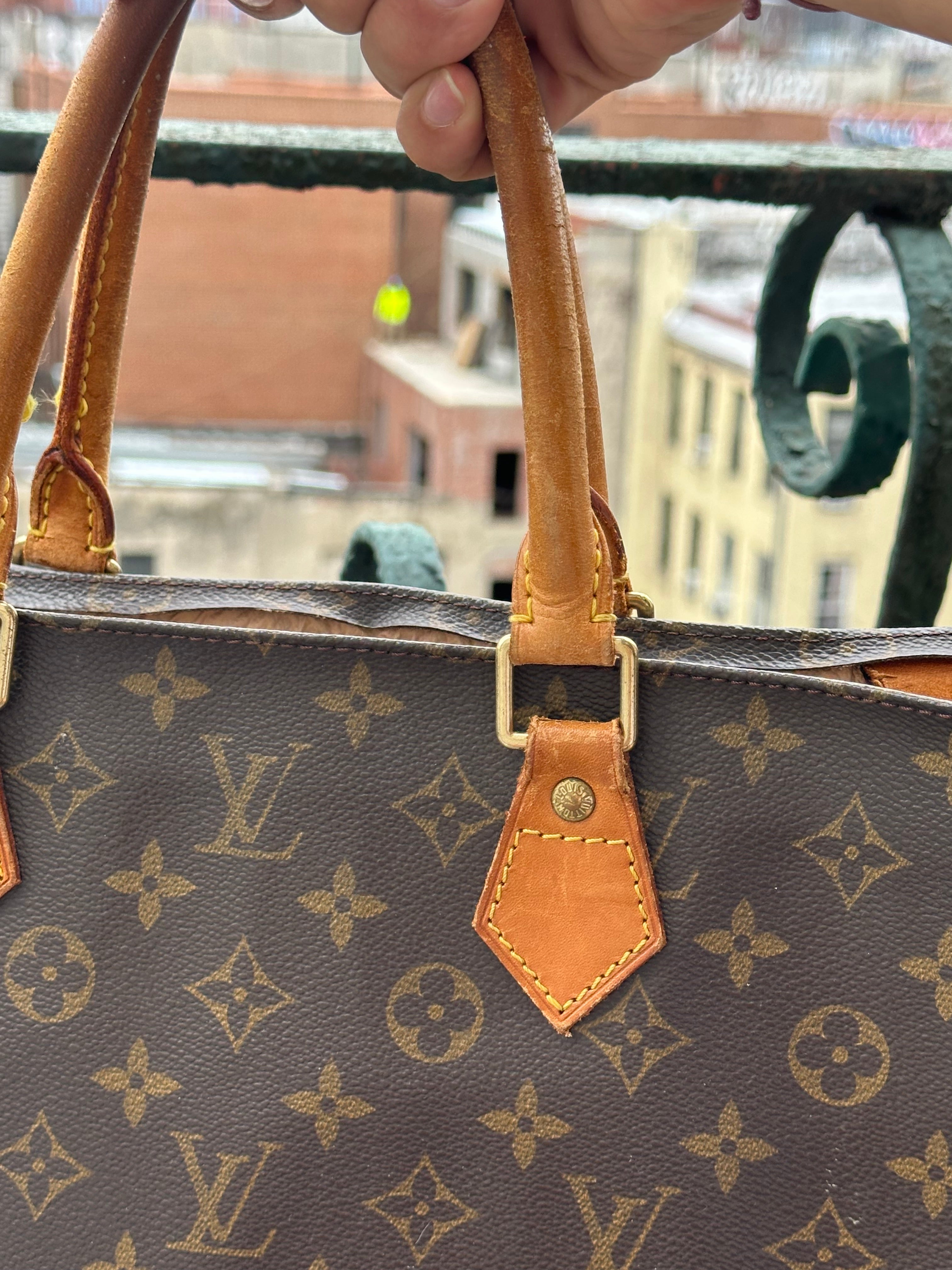 Louis Vuitton Monogram Sac Plat Tote – Vintage Structured Tote Bag