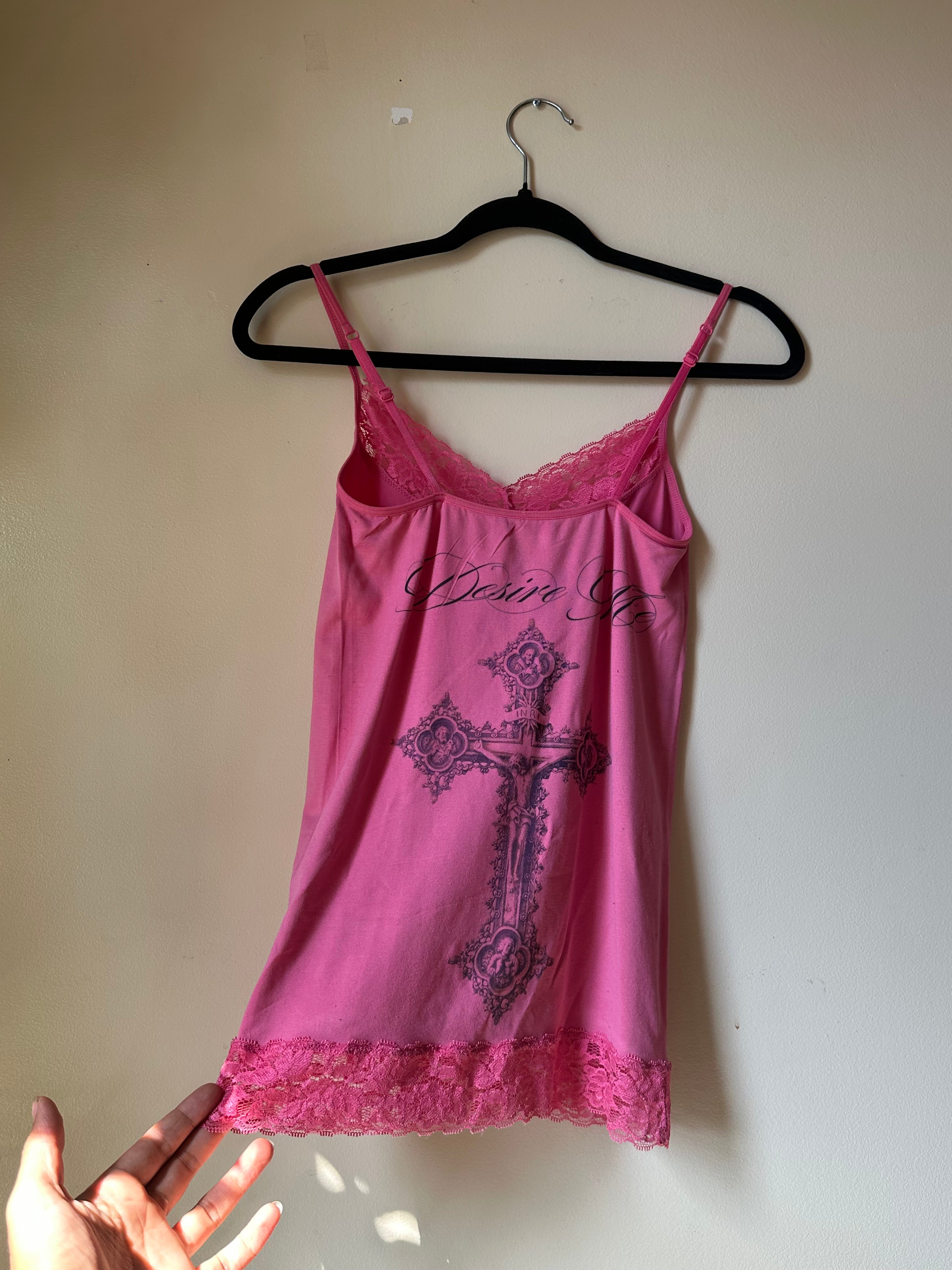 Arcane pink top