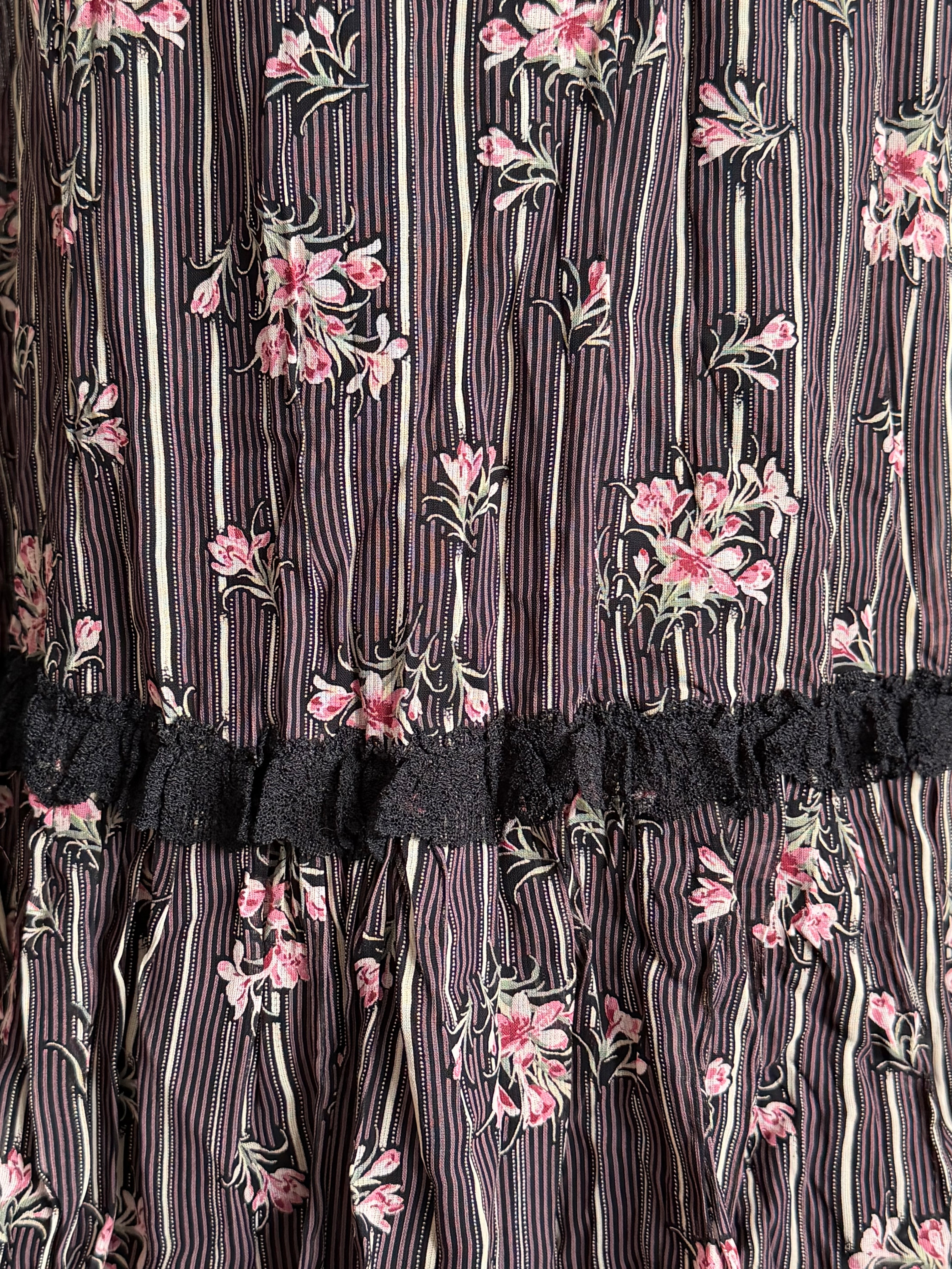 Karen Kane Lifestyle Floral Ruffle Midi Skirt | Size M