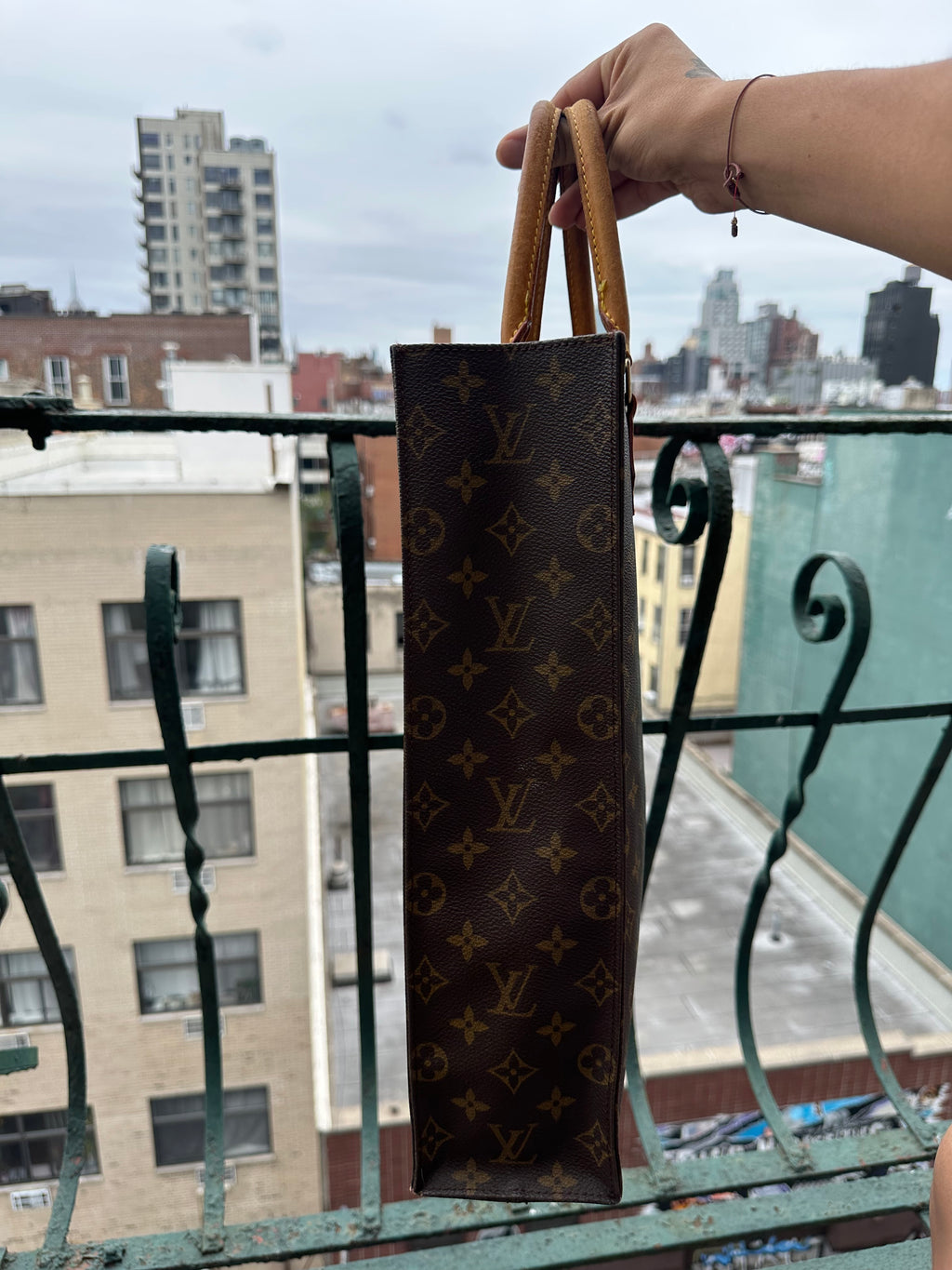 Louis Vuitton Monogram Sac Plat Tote – Vintage Structured Tote Bag