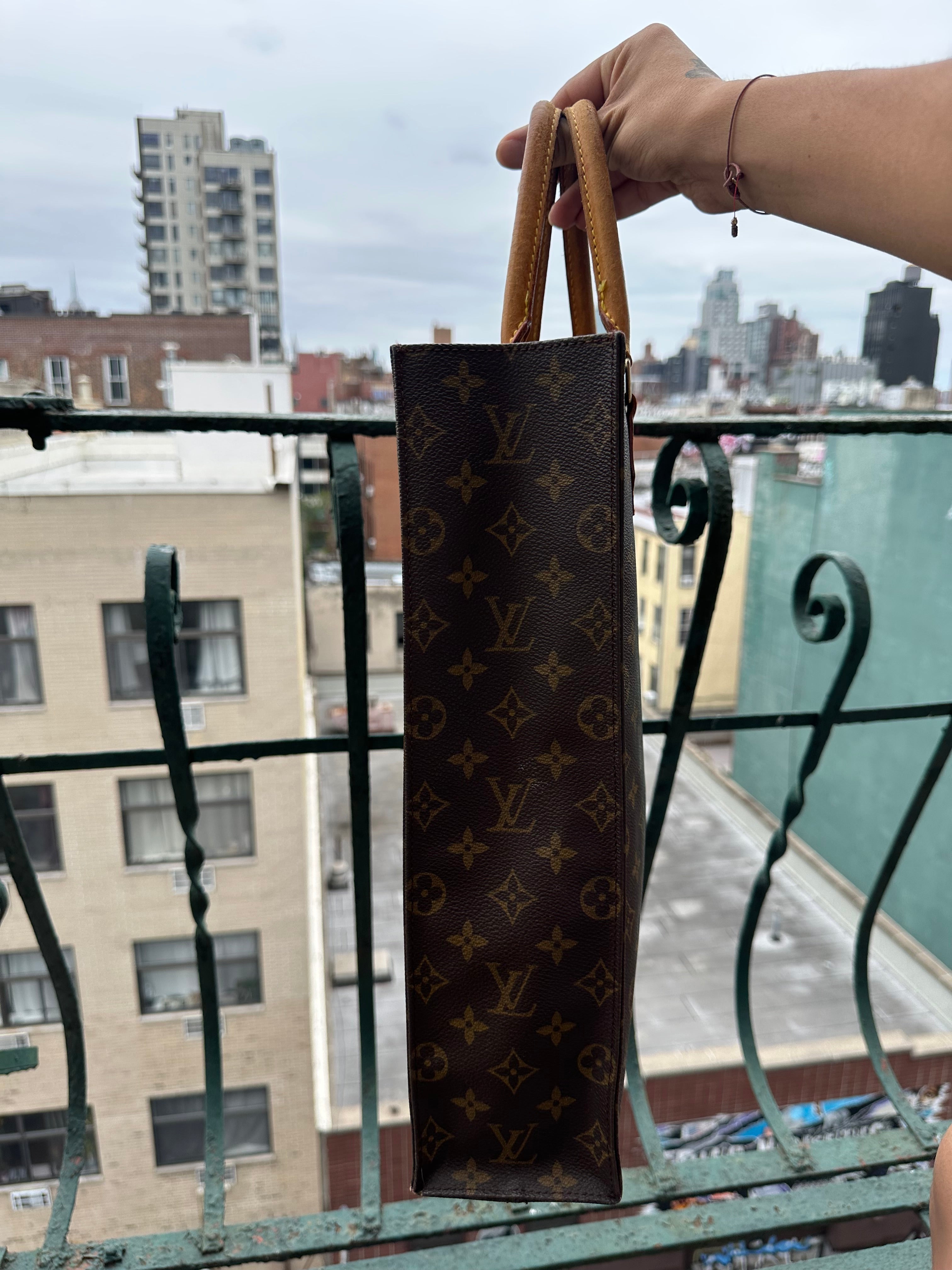 Louis Vuitton Monogram Sac Plat Tote – Vintage Structured Tote Bag