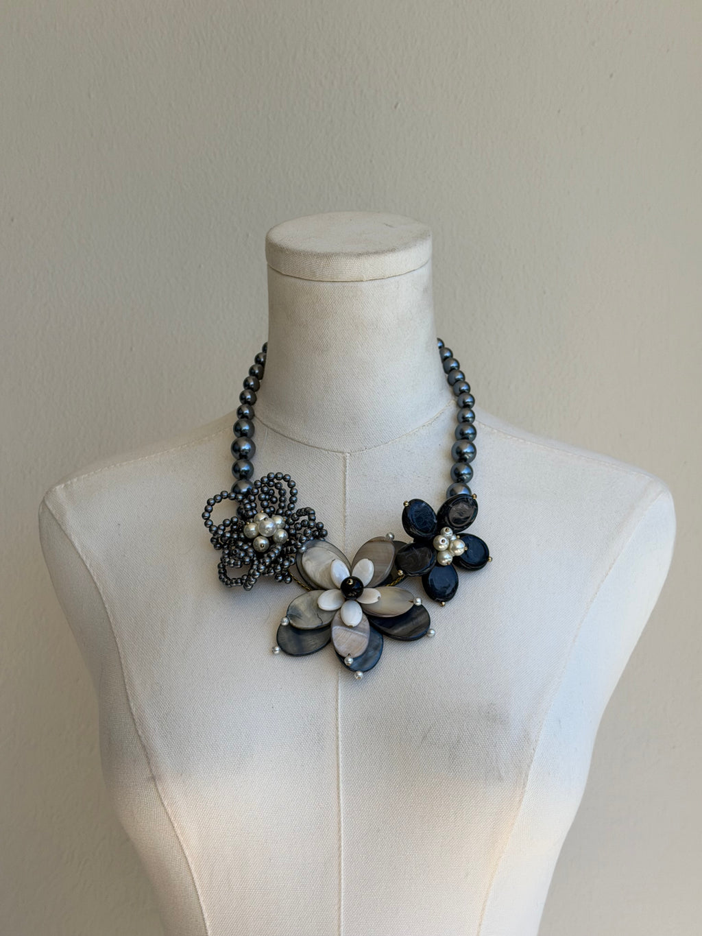 floral pearl statement necklace