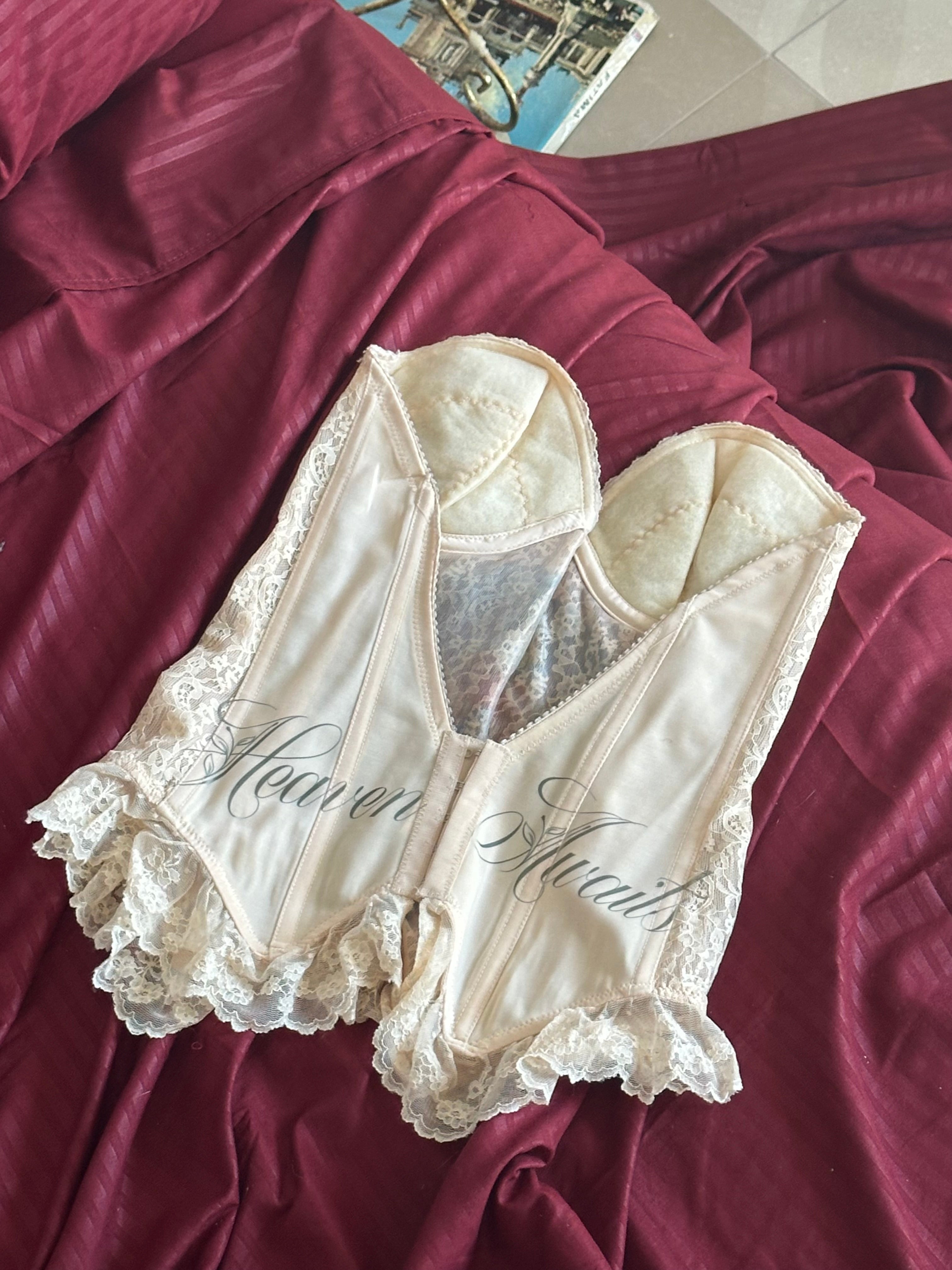 Vintage Lace “Heaven Awaits” Corset – One of One ✨