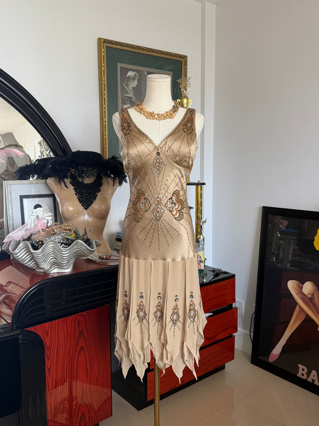 Sue Wong Nocturne
Champagne Beaded Dress