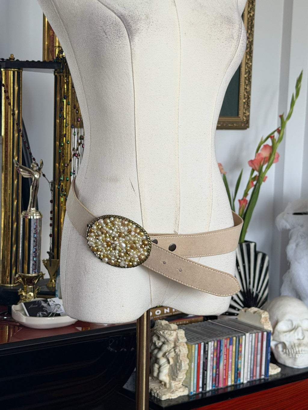 Vintage Pearl Embellished Buckle Belt