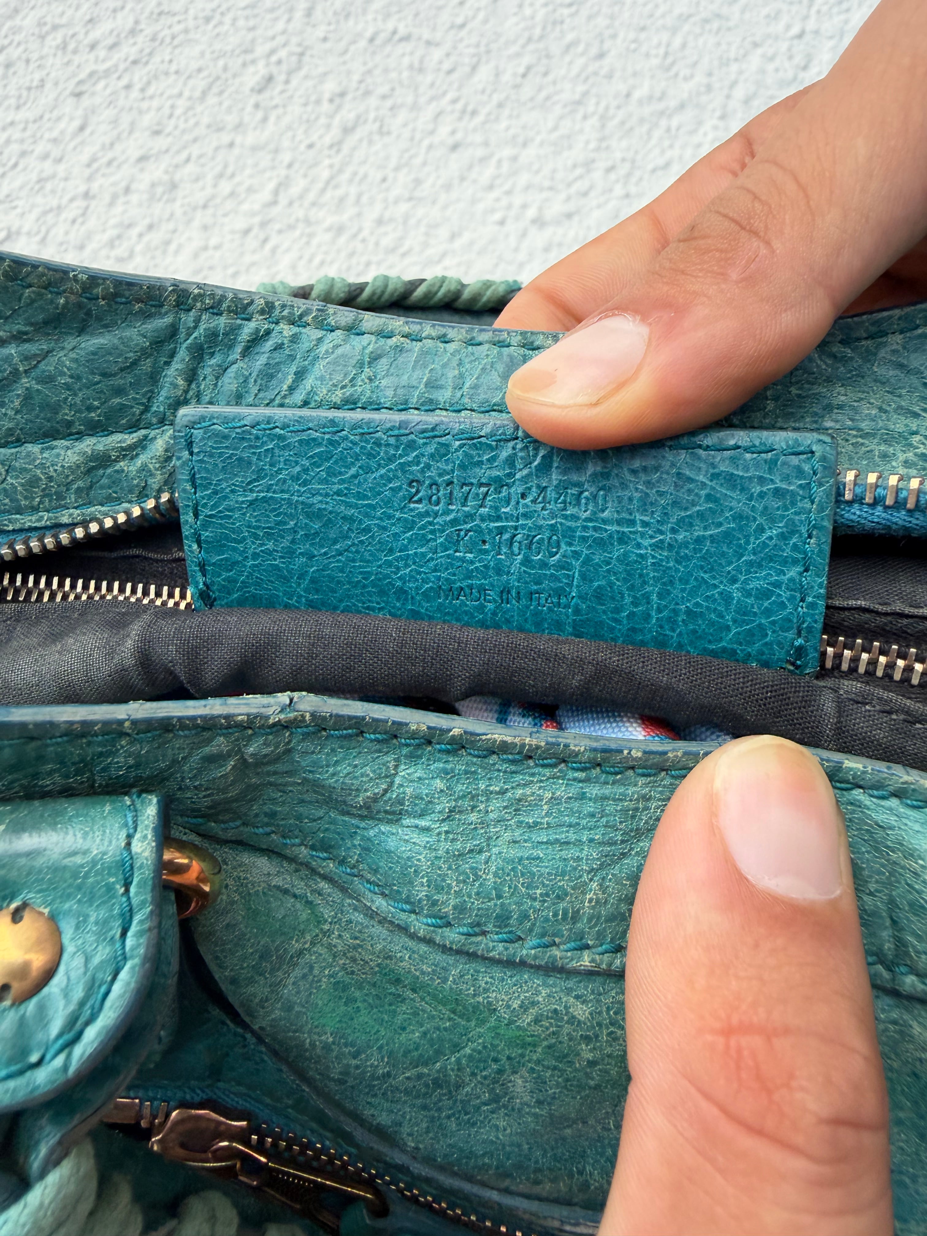 Balenciaga Classic City Bag — (2009 Collection)