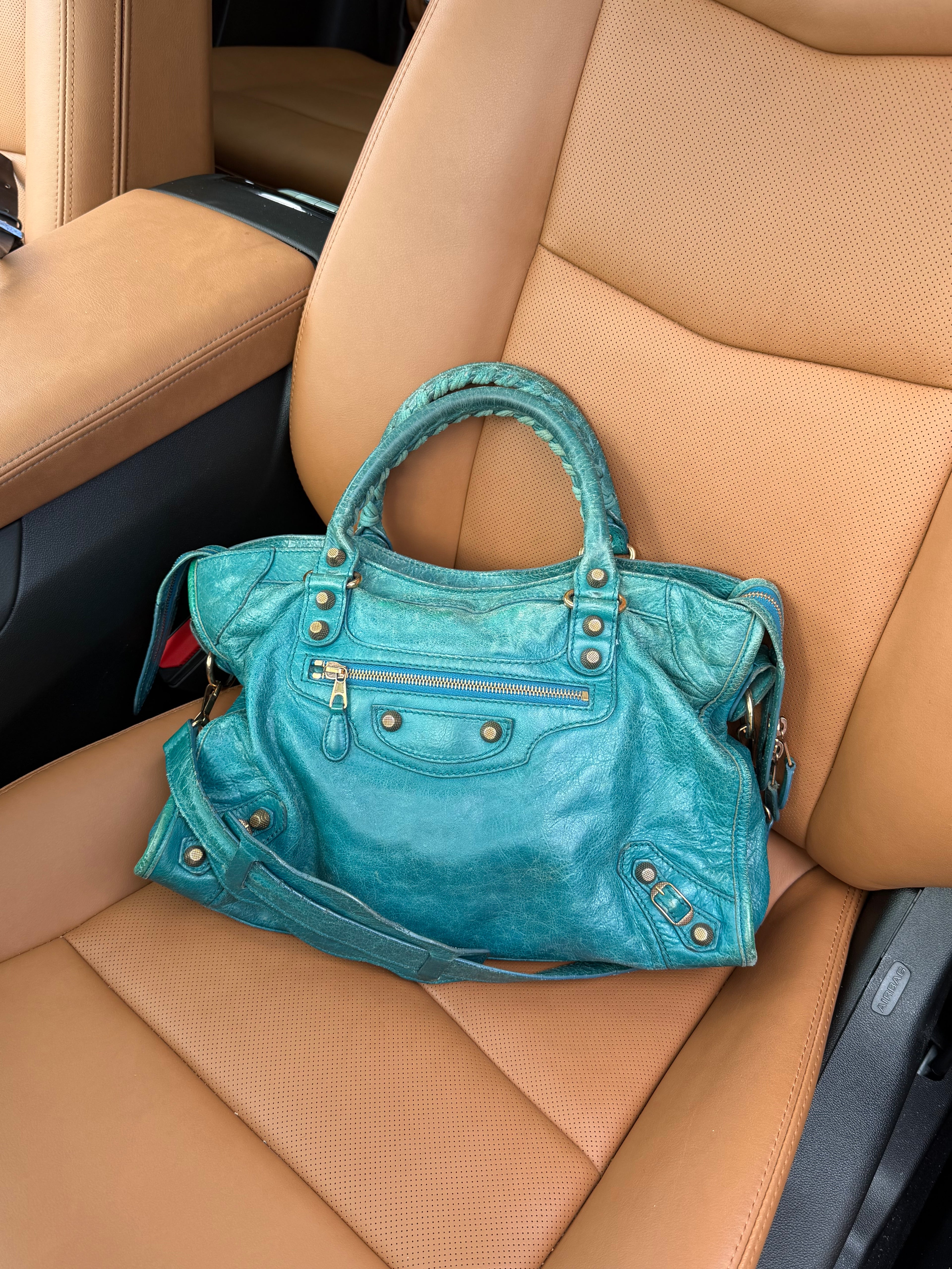 Balenciaga Classic City Bag — (2009 Collection)