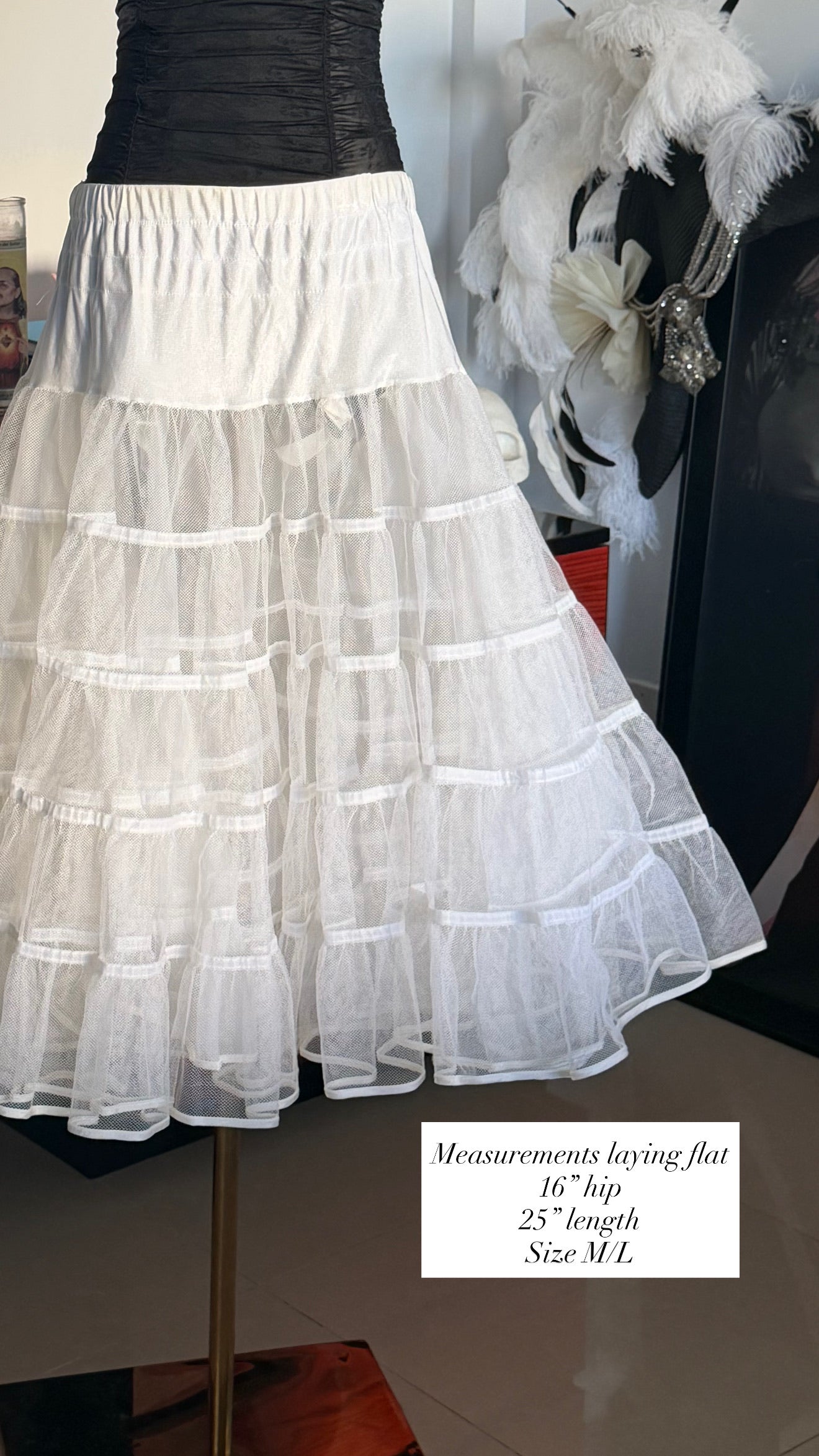 Vintage White Tiered Petticoat – Voluminous Ruffle Crinoline Skirt