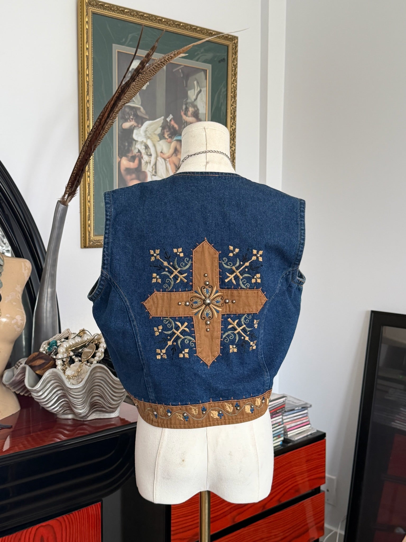Embroidered denim vest L