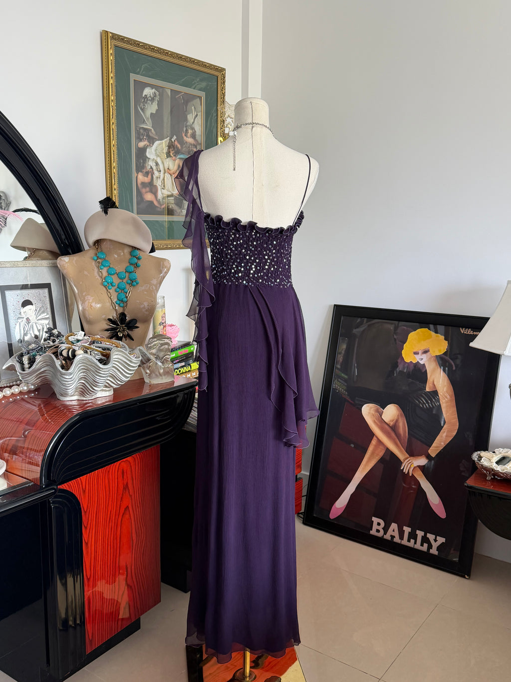 Vintage Made in USA evening gown in a rich aubergine purple-S