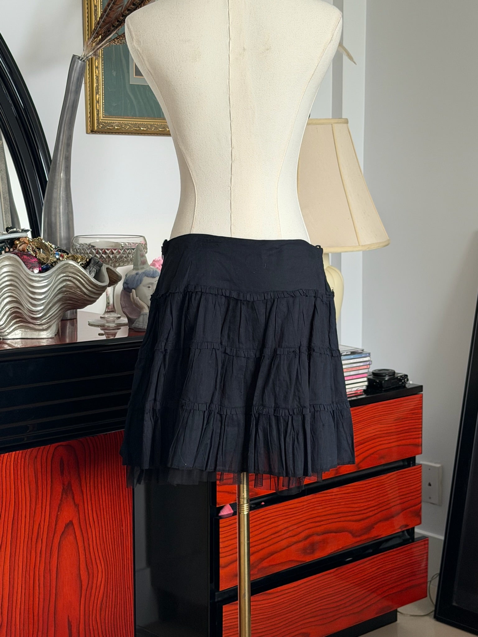 Black tiered  mini skirt M