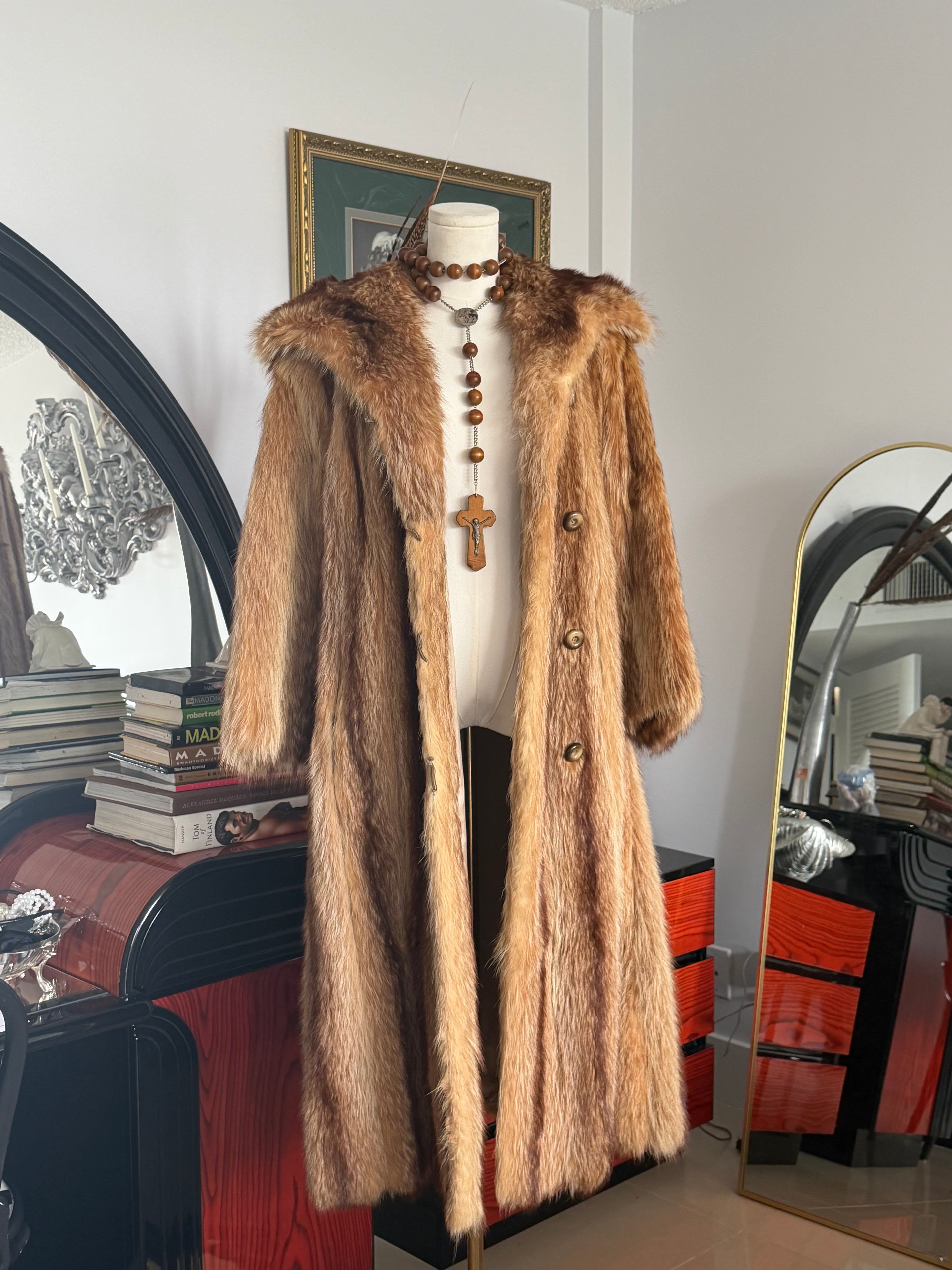 Vintage Real Fox-Type Fur Coat – Size Small / Medium