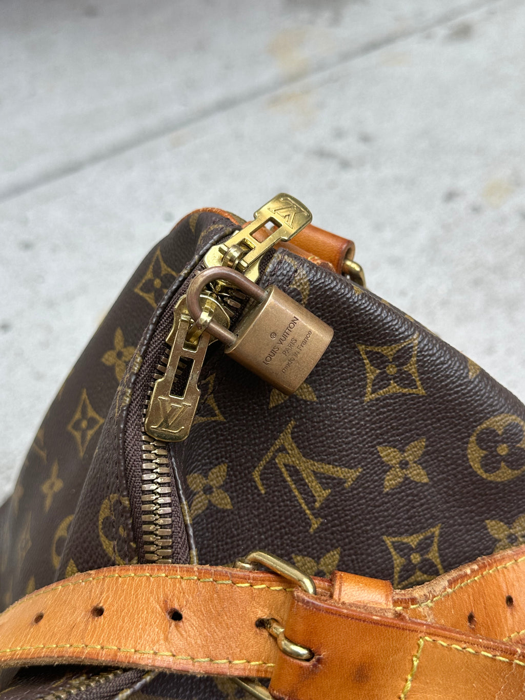 Louis Vuitton Keepall 50 Monogram Canvas Travel Bag