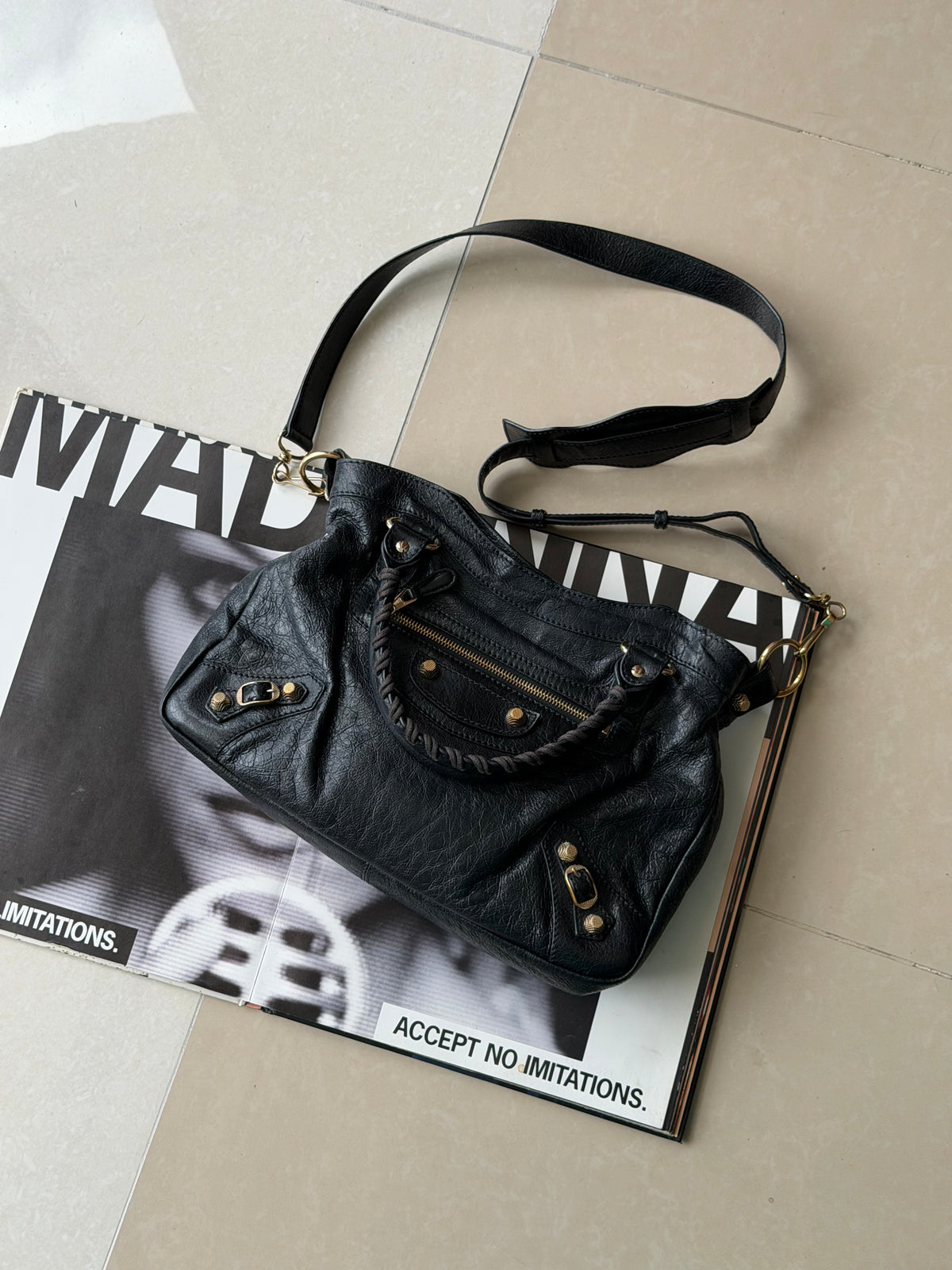 2012 Balenciaga town bag