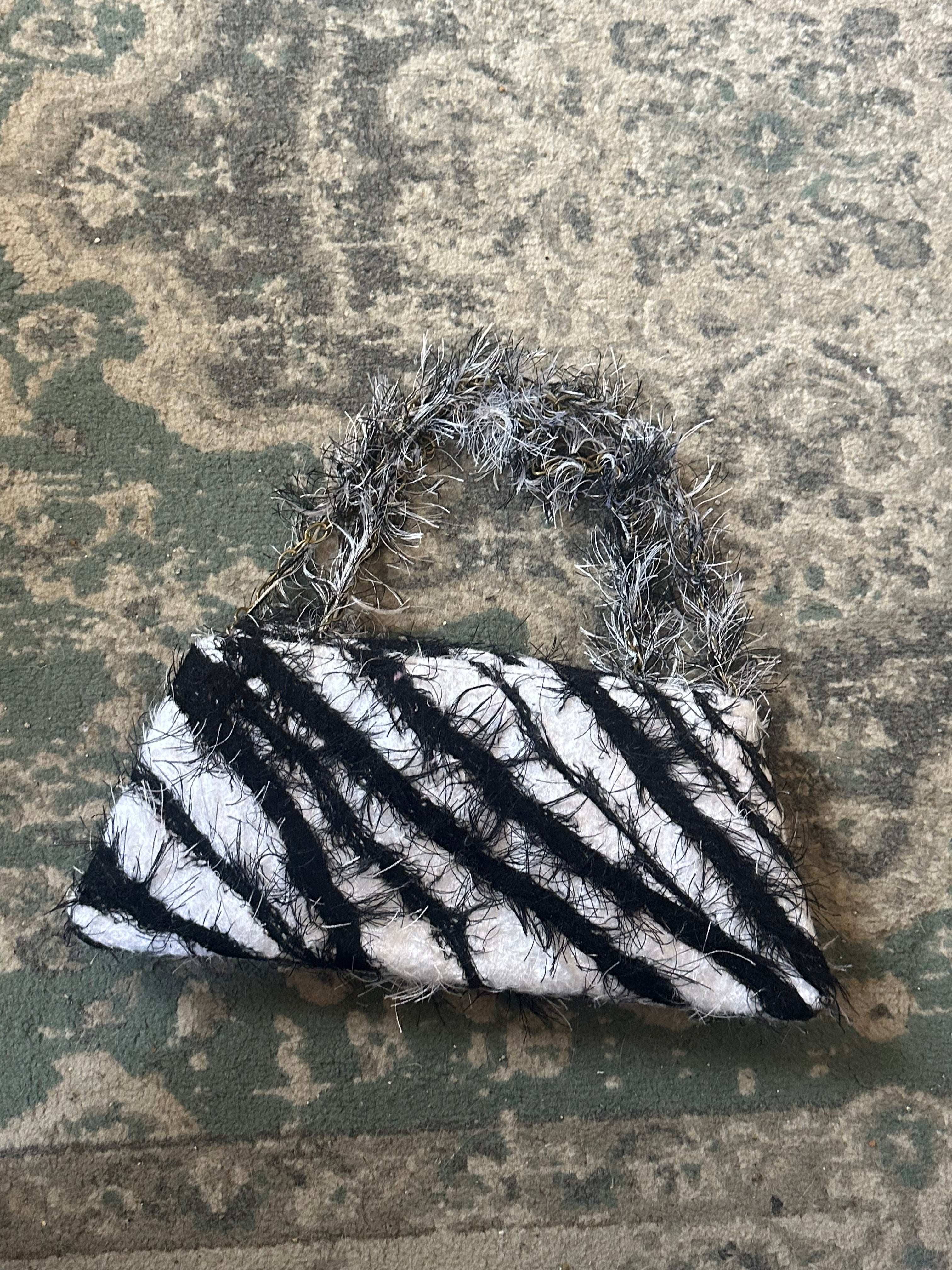 Vintage Black & White Textured Floral Shoulder Bag